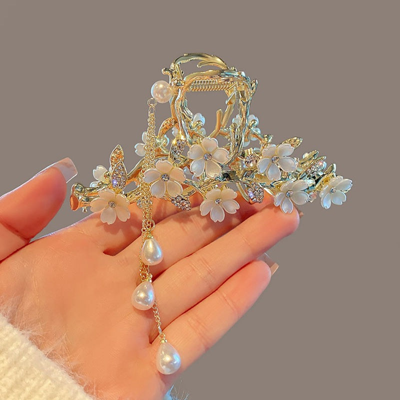 Pearl Bell Orchid Tassel Hair Clip
